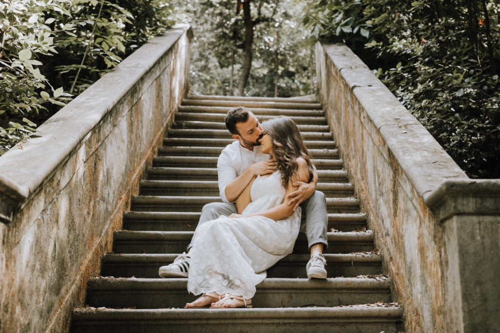 Engagement photos in Florence 411