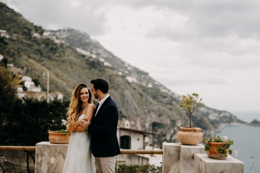 Engagement photographer in Amalfi 448