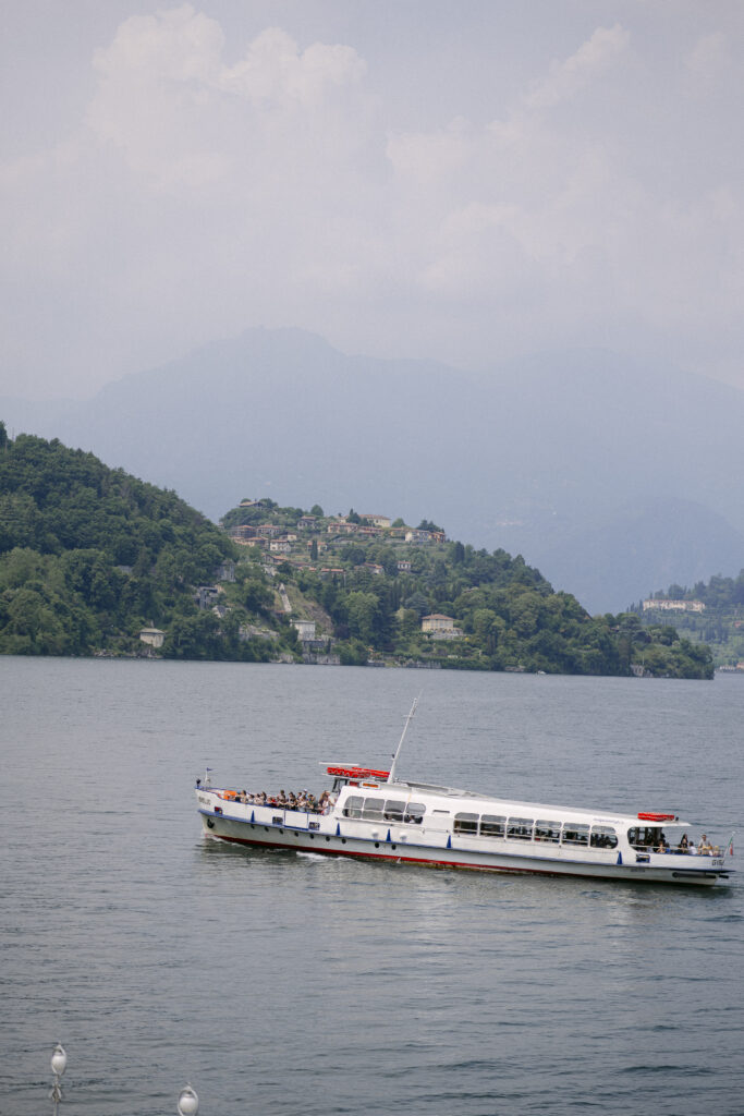 A DREAMY WEDDING AT VILLA AURA DEL LAGO 23