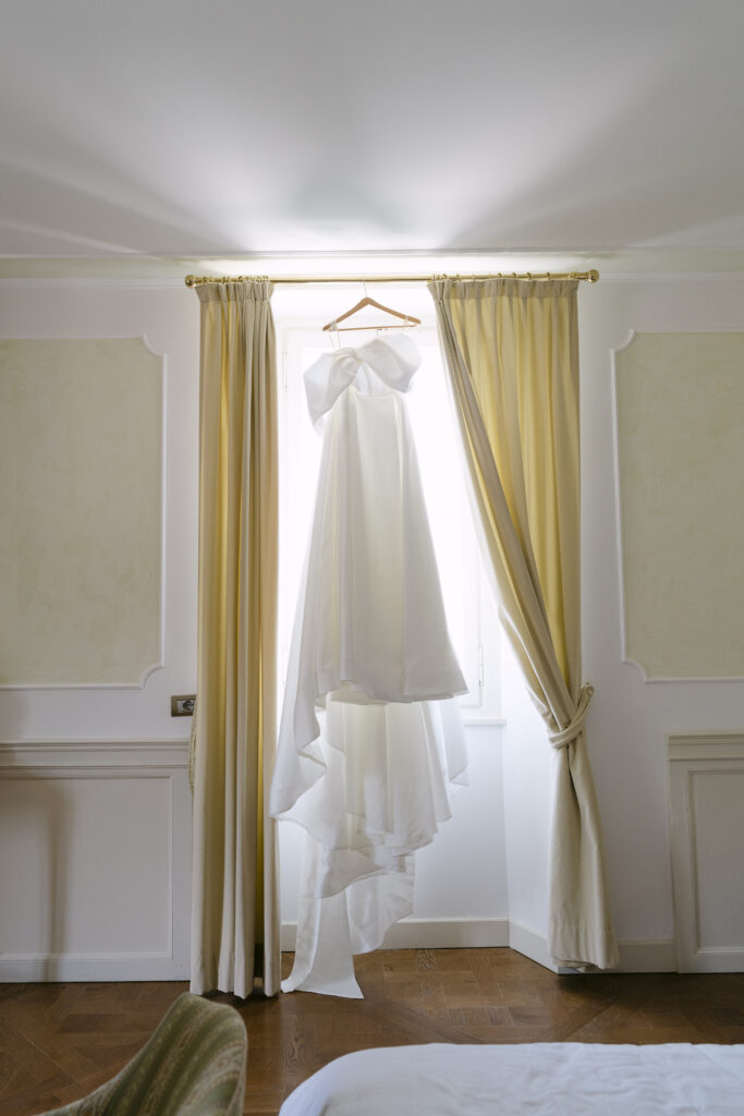 A DREAMY WEDDING AT VILLA AURA DEL LAGO 12