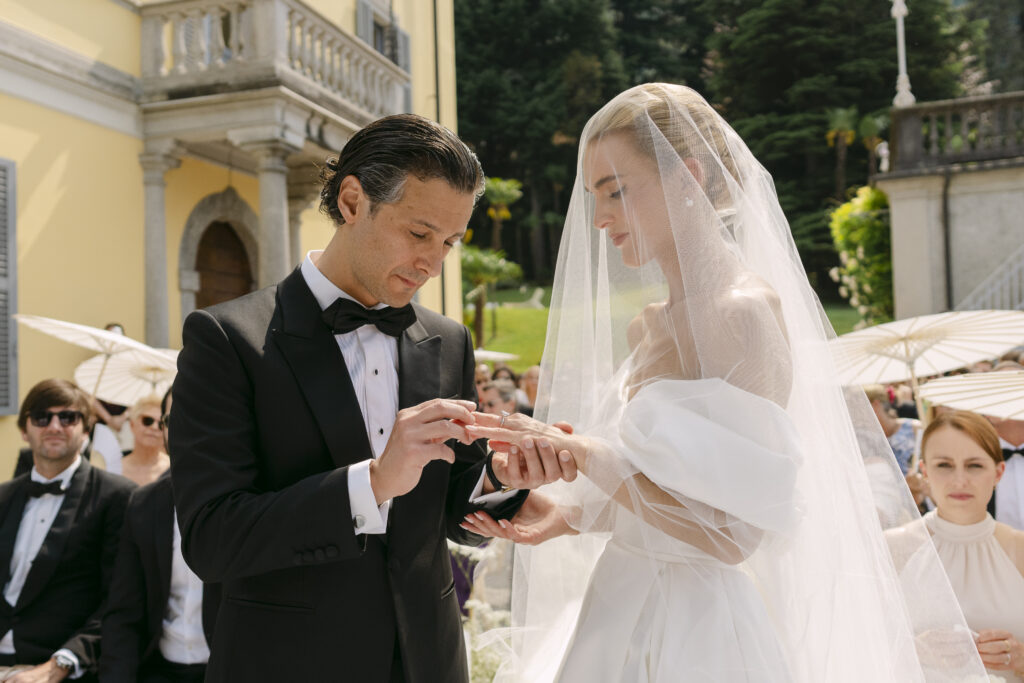 A DREAMY WEDDING AT VILLA AURA DEL LAGO 55